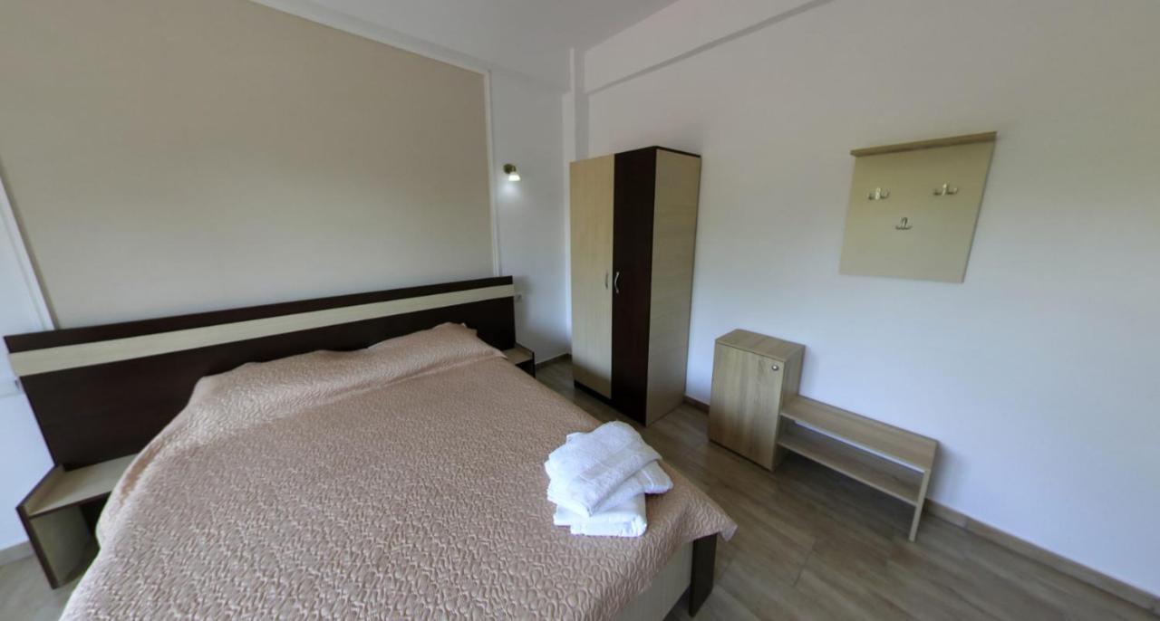 Vila Leul Jupiter Εξωτερικό φωτογραφία