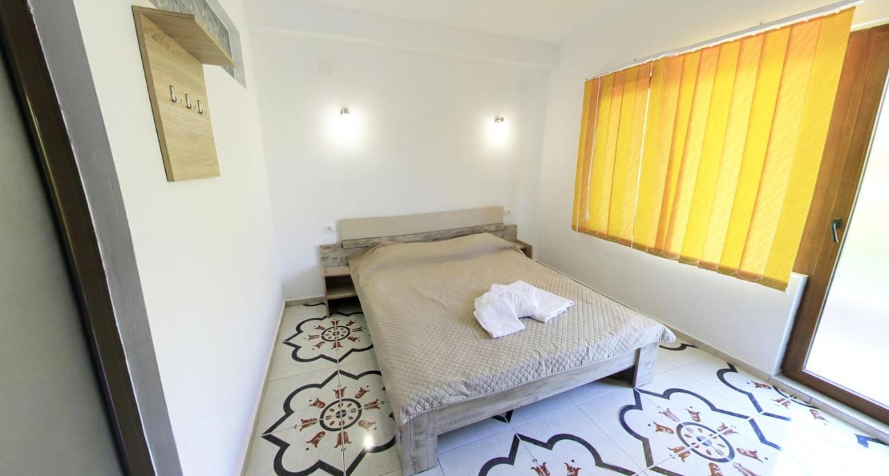 Vila Leul Jupiter Εξωτερικό φωτογραφία