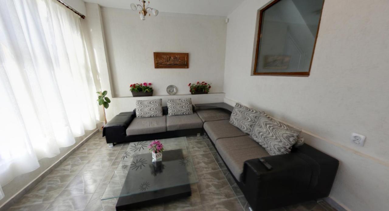 Vila Leul Jupiter Εξωτερικό φωτογραφία