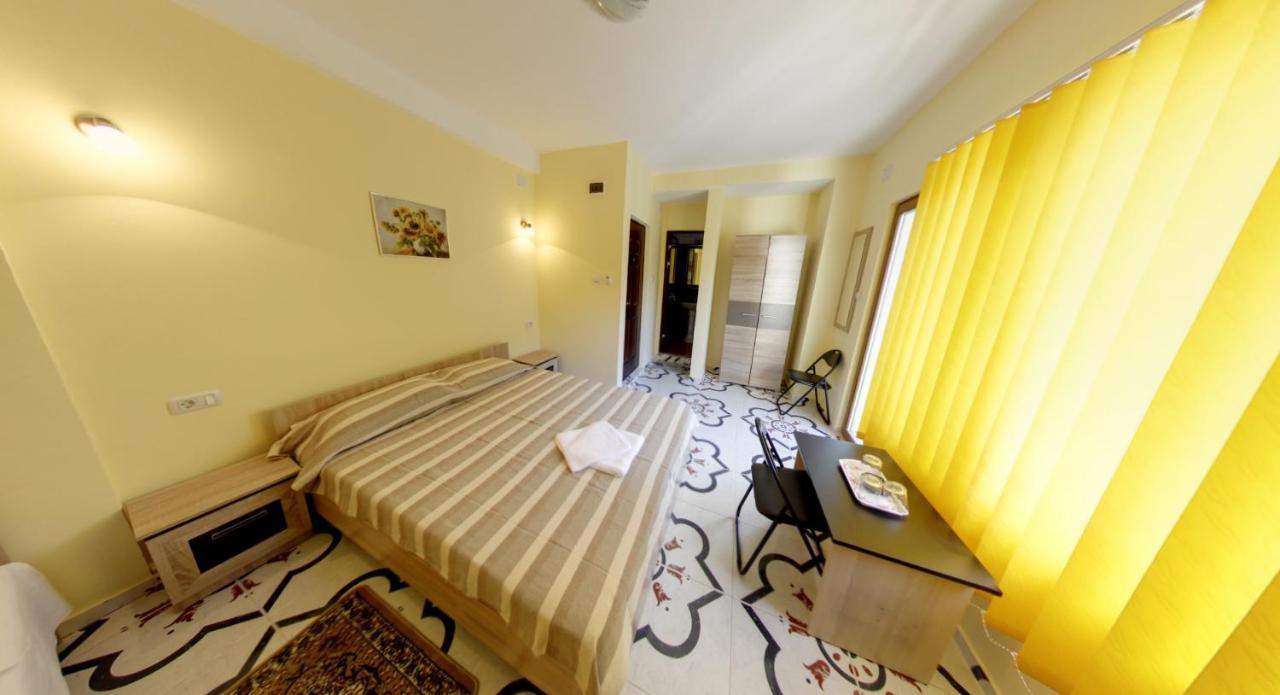 Vila Leul Jupiter Εξωτερικό φωτογραφία