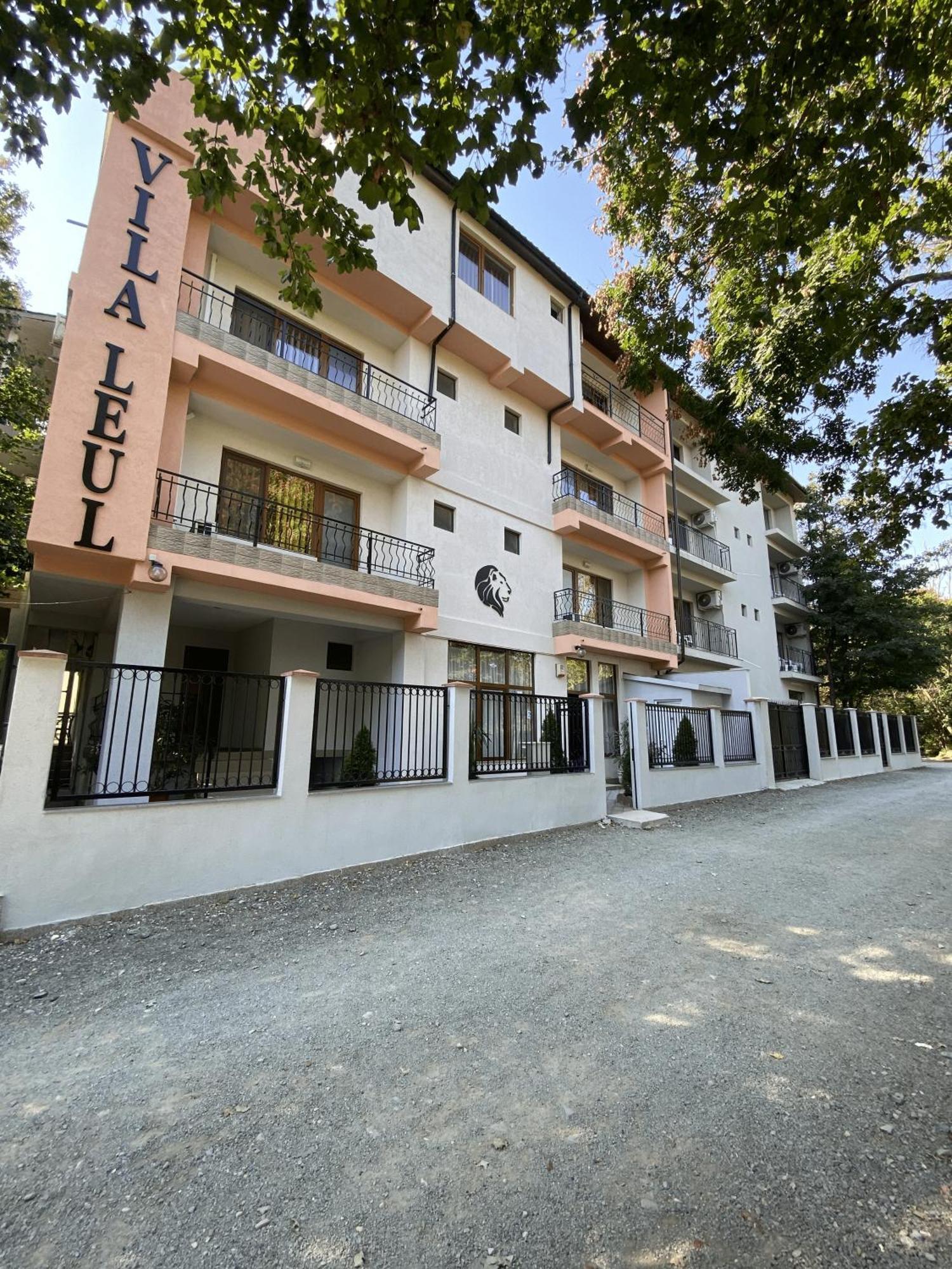 Vila Leul Jupiter Εξωτερικό φωτογραφία