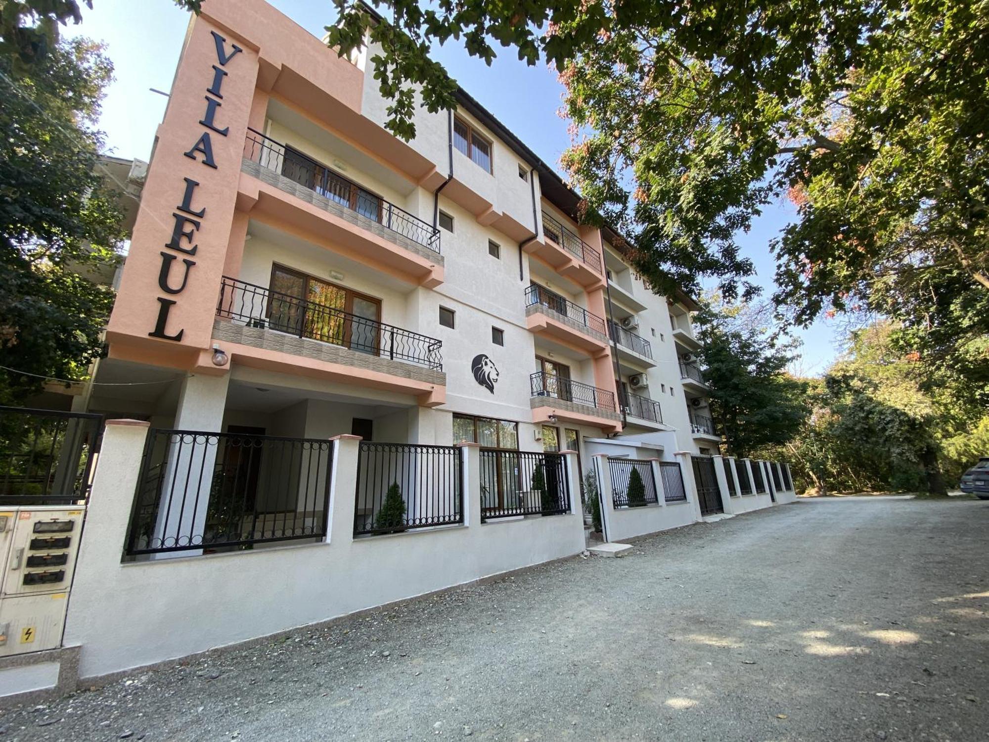 Vila Leul Jupiter Εξωτερικό φωτογραφία