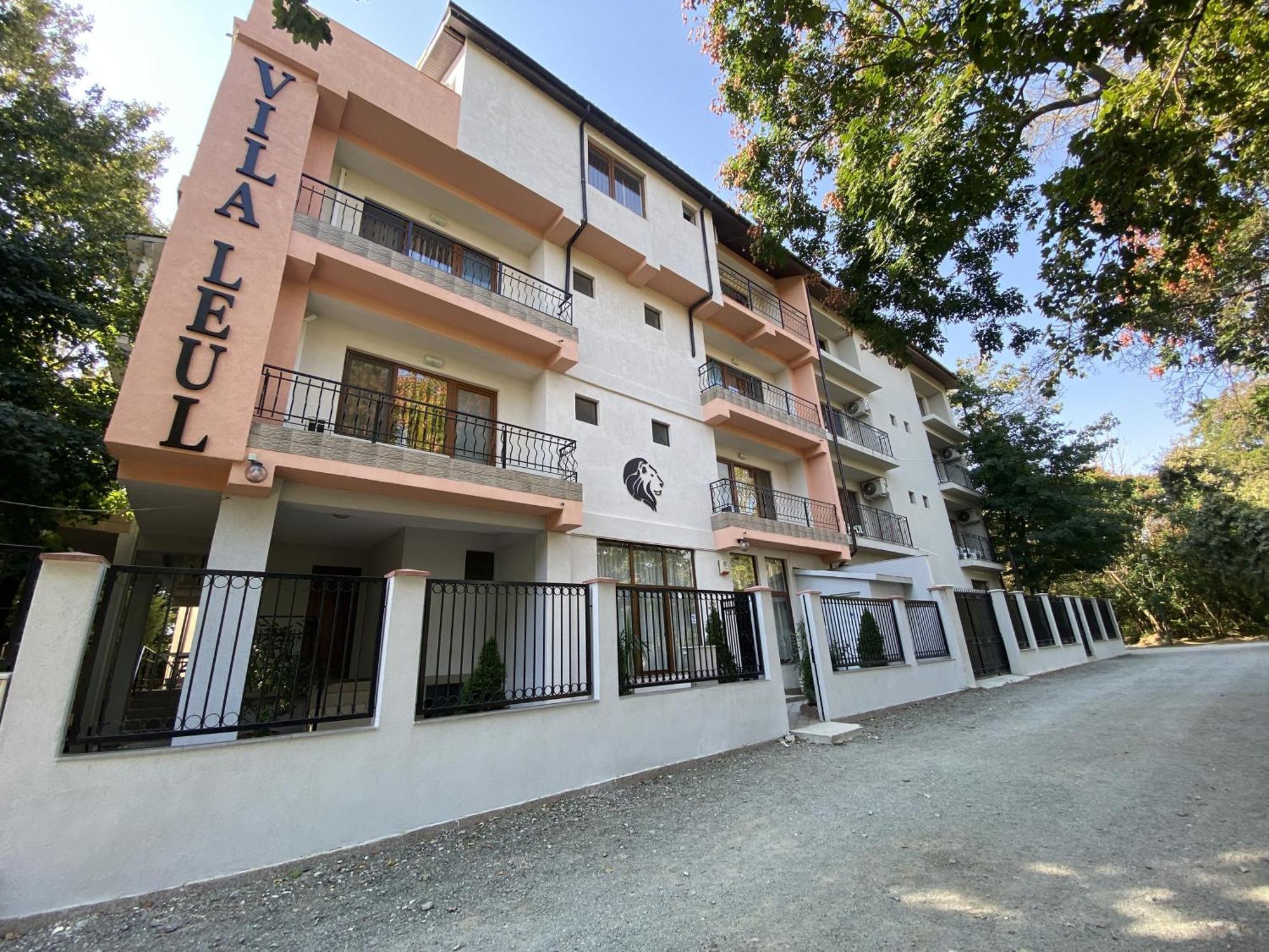 Vila Leul Jupiter Εξωτερικό φωτογραφία