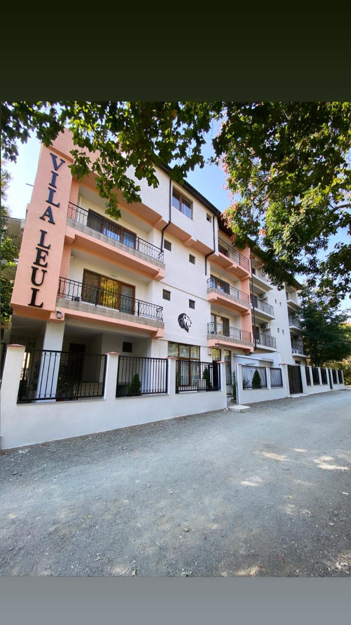 Vila Leul Jupiter Εξωτερικό φωτογραφία